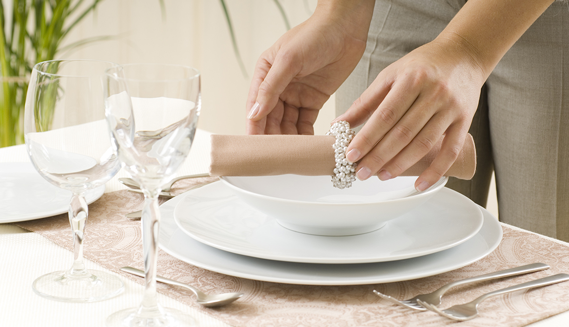 A Seattle host setting a warm, inviting Thanksgiving table — the perfect start to a stress-free holiday.